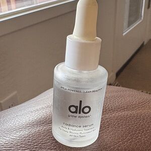 ALO Yoga Glow System Radiance Serum - Frosted White & Clear Bottle